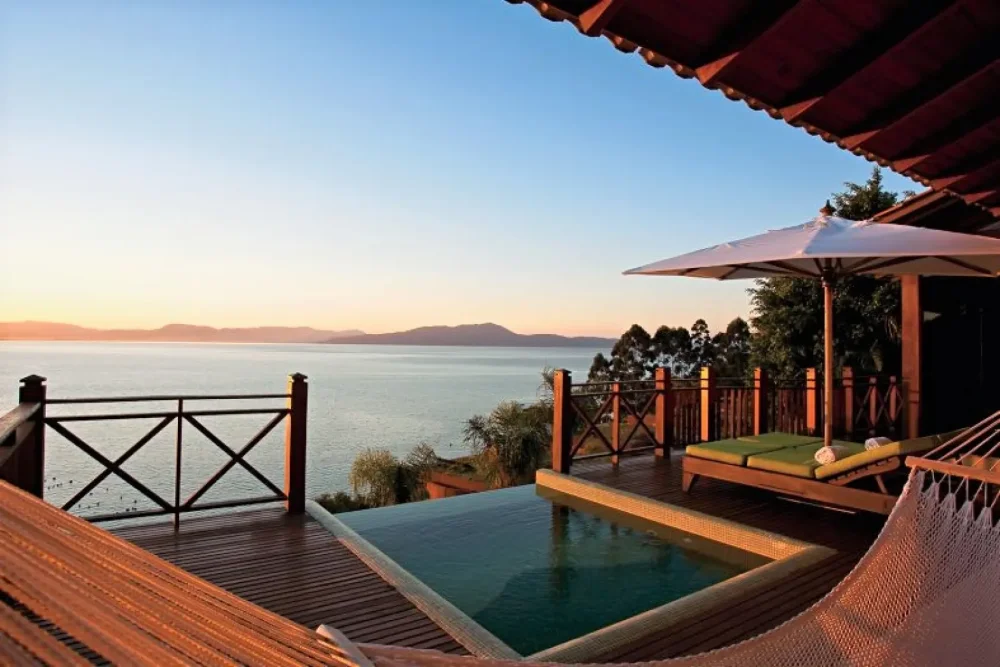  Um Resort Minimalista