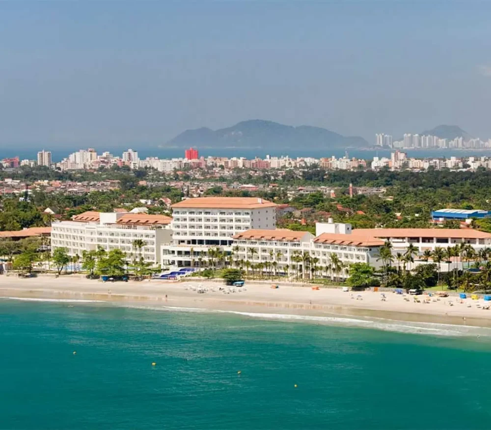 A vista aérea do Sofitel Jequitimar.